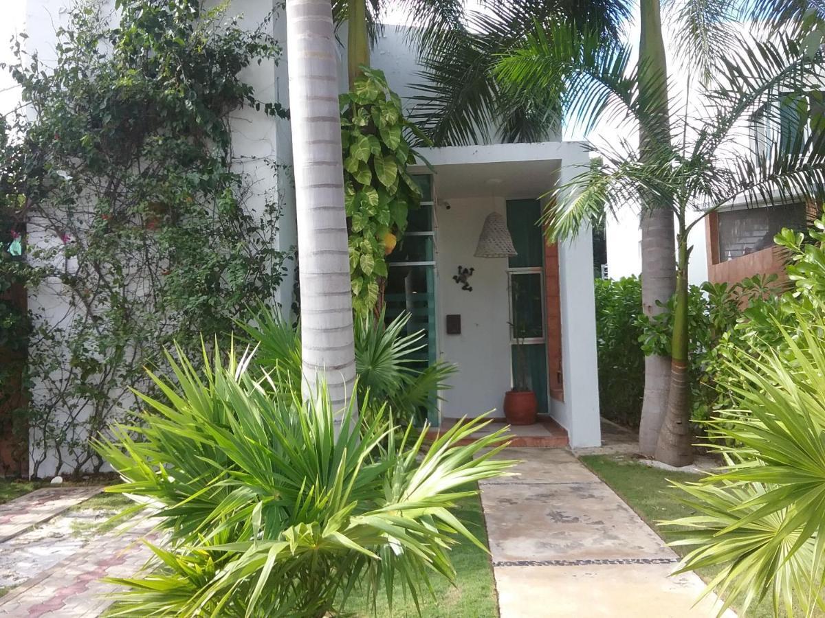 Casa Rioja Playacar Bed & Breakfast Playa del Carmen Ngoại thất bức ảnh